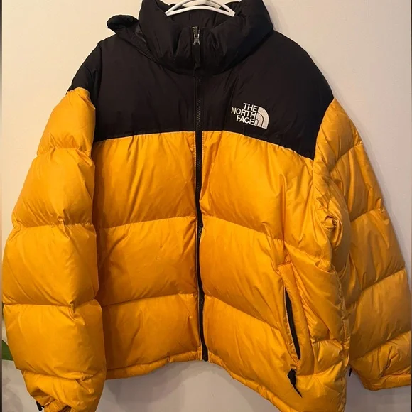 The North Face Retro Nupste Jacket - Picture 1 of 3